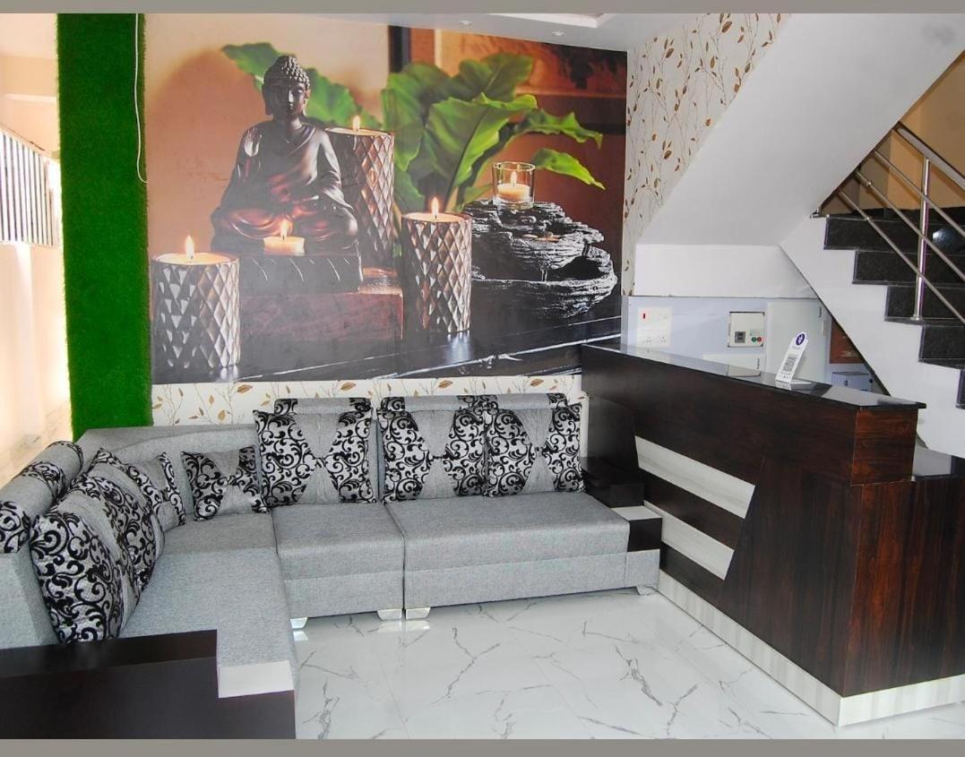 Varun Residency Bhadrachalam Εξωτερικό φωτογραφία